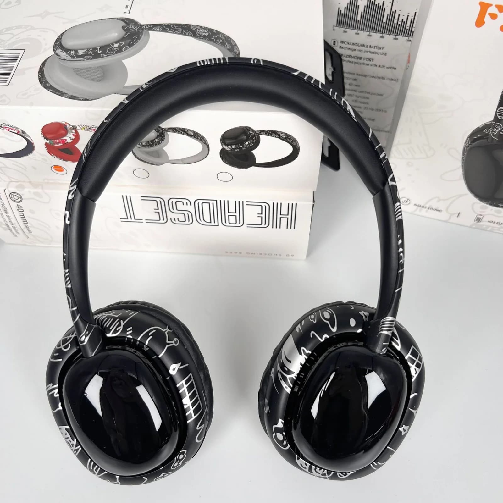 Накладные Bluetooth-наушники с глубокими басами