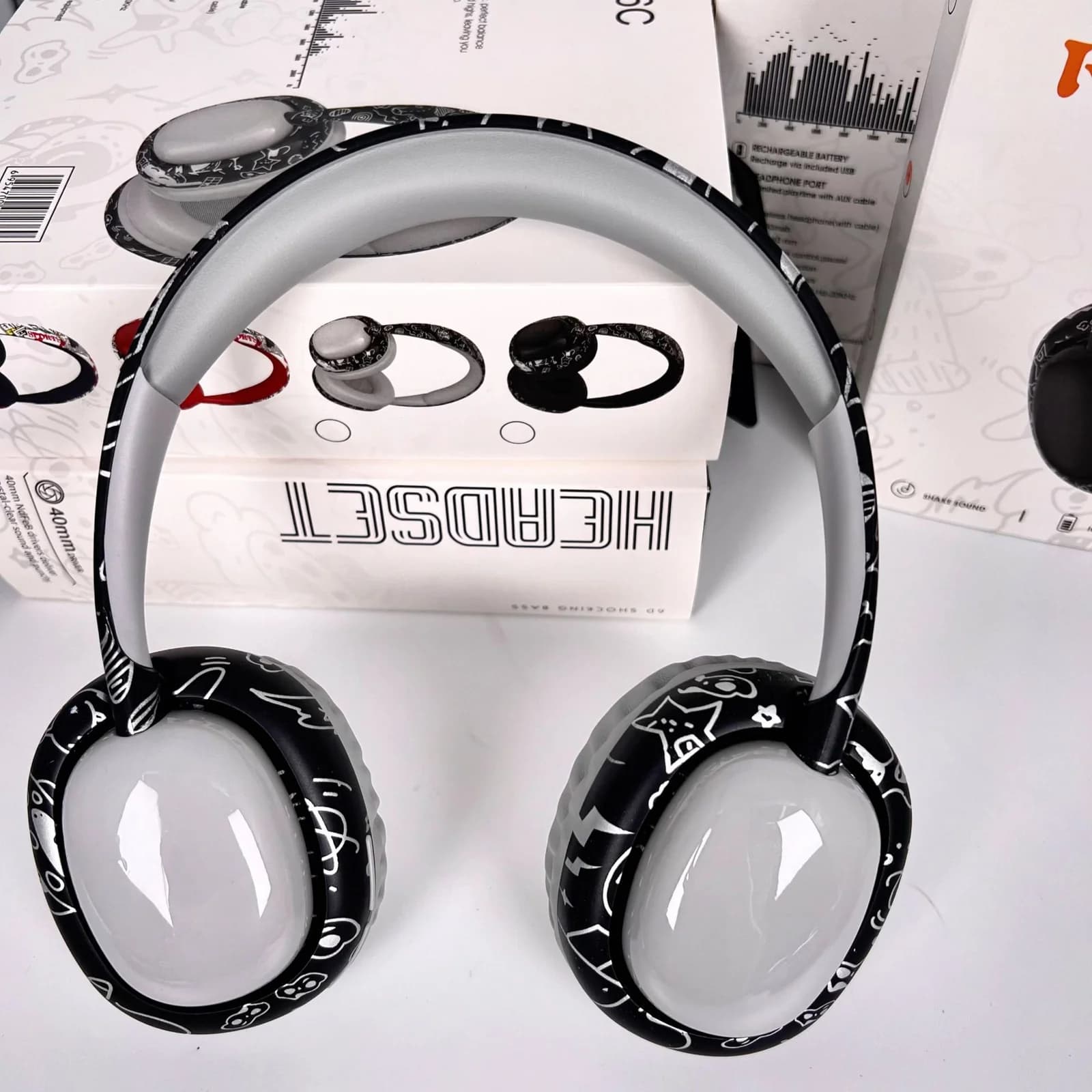 Накладные Bluetooth-наушники с глубокими басами